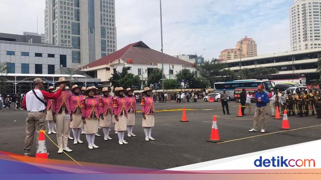 Sambut HUT Bhayangkara, Polda Metro Gelar Lomba PBB Tingkat SMA