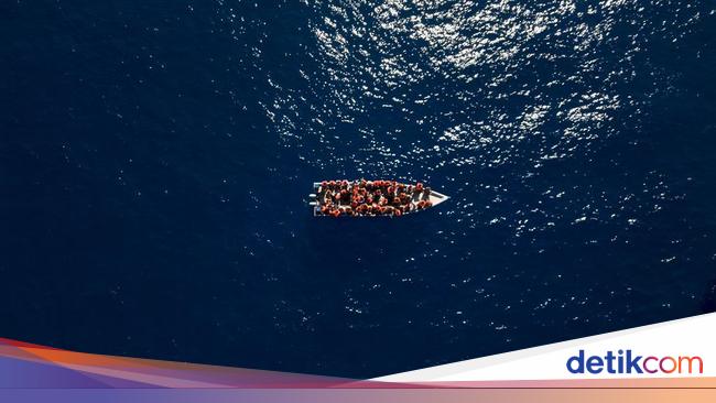 Malaysia Usir 2 Kapal Angkut 300 Migran dari Myanmar