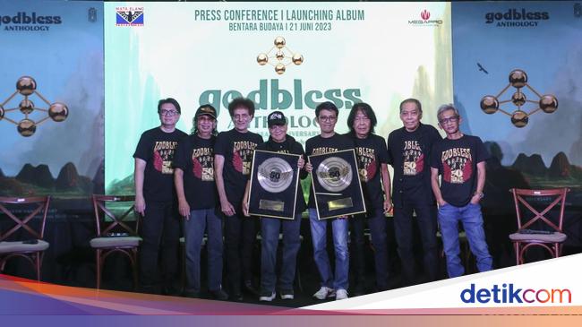 God Bless Peringati Usia Emas Lewat Album Anthology dan Tur 6 Kota