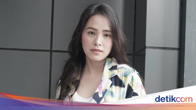 Cerita Lady Baca Chat Rendy-Syahnaz di Aplikasi Ojol-Niat Cerai