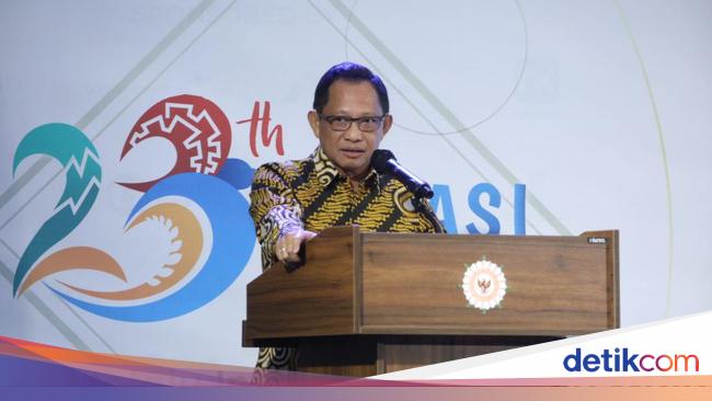 Mendagri Minta Camat Tekan Potensi Konflik Menjelang Pemilu 2024