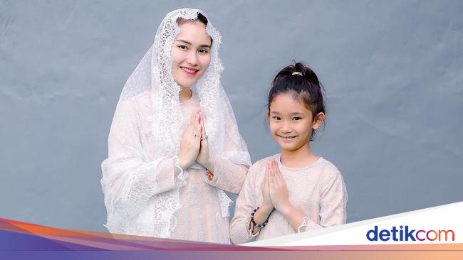 Ayu Ting Ting Rayakan Idul Adha, Bilqis Minta Kurbankan Kambing Ayah Ojak