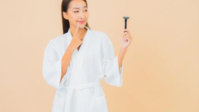 Hempas Razor Bumps Efek Bercukur dan Dapatkan Kulit Mulus dengan 6 ...