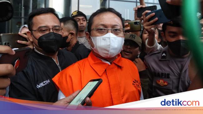 Hasbi Hasan Diduga Berobat ke Luar Negeri Pakai Uang Hasil Suap