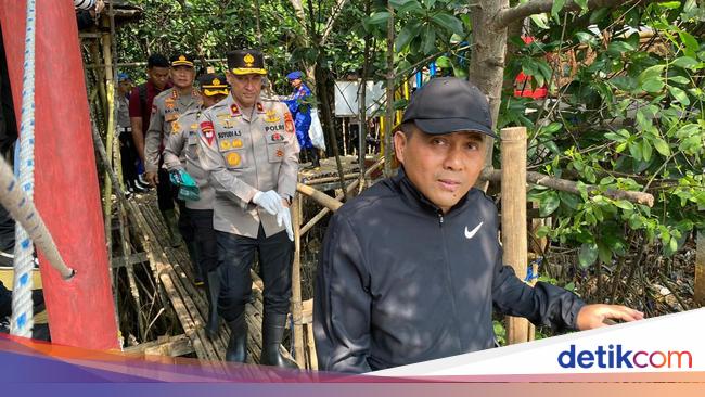 Bersihkan Sampah di Hutan Mangrove, Kapolda Metro Bicara soal Kebiasaan