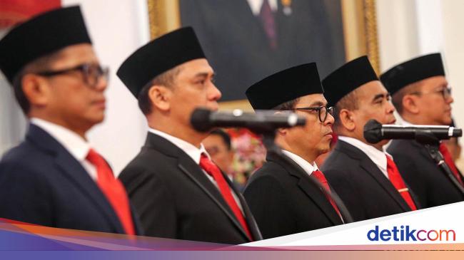 Sederet Tugas Jokowi ke Menteri-Wamen yang Baru Dilantik