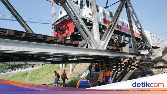 Fakta di Balik Terjadinya 3 Kecelakaan Kereta di Hari yang Sama