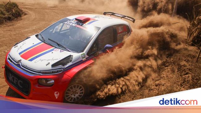 Sean Gelael Menghibur di Hari Pertama Kejurnas Sprint Rally Malang