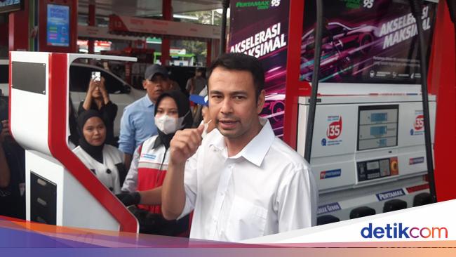 Raffi Ahmad Jadi Pembeli Pertama Pertamax Green, Langsung Isi Full Tank!