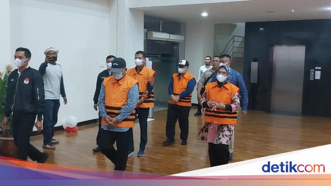 KPK Kembali Tahan 5 Eks Anggota DPRD Jambi Terkait Suap 'Ketok Palu'