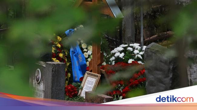 Geger Maling Satroni Makam Bos Wagner