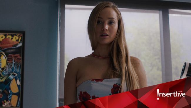 Ini Alasan Jennifer Lawrence Lebih Nyaman Lakukan Adegan Intim dengan Orang Asing
