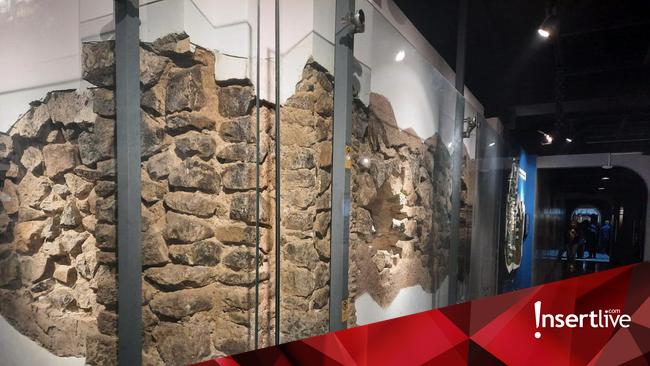 10 Situs Bersejarah Indonesia yang Wajib Masuk Bucket List