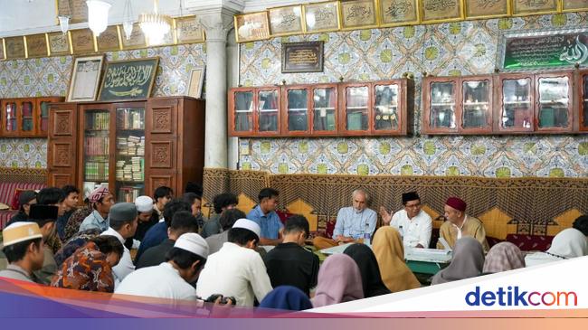 Dubes Zuhairi Hadiri Penutupan Kajian Keislaman Mahasiswa RI di Tunisia