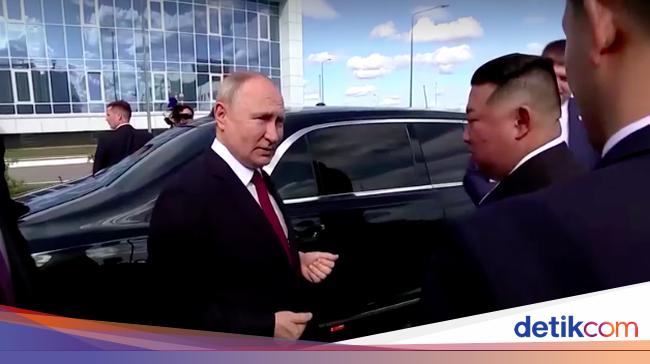 Hadiah Mobil Mewah Bikinan Rusia dari Putin untuk Kim Jong Un