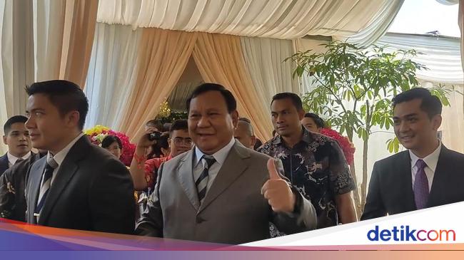 Prabowo Hadiri Pernikahan Anak Hotman Paris