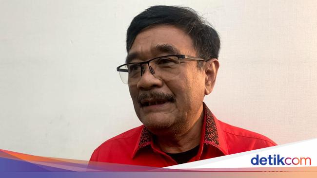 Djarot Jawab Yandri soal Jokowi Tanpa PDIP Nggak Ada Apa-apanya