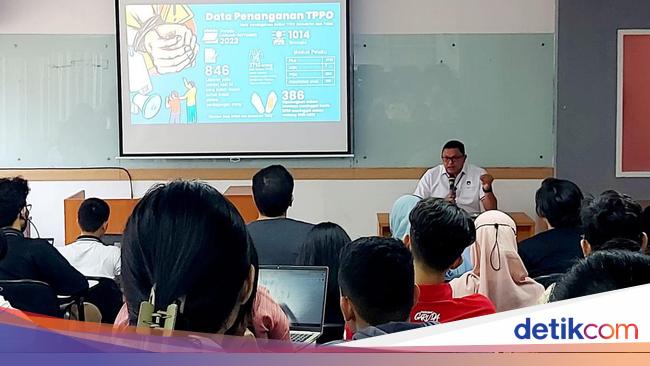 Kuliah Umum di UI, Kombes Hengki Haryadi Paparkan Kejahatan TPPO Internasional