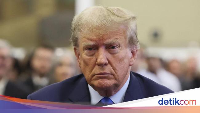 Dinyatakan Bersalah dalam Kasus Uang Tutup Mulut, Trump Salahkan Biden