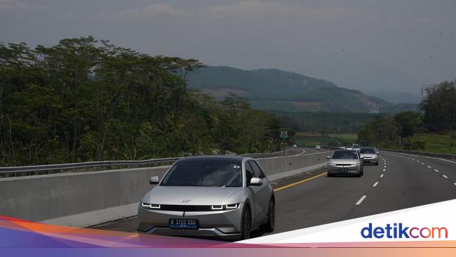 Hyundai Ioniq 5 Mobil Listrik Terlaris di Indonesia 2023, Wuling BinguoEV Bikin Kejutan
