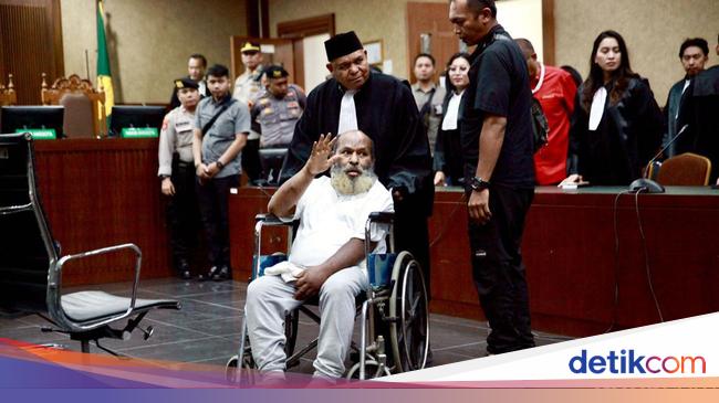 Hukuman Diperberat Jadi 10 Tahun Penjara, Lukas Enembe Melawan