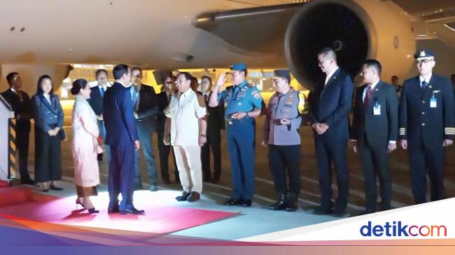 Prabowo, Panglima, Kapolri Sambut Jokowi di Halim