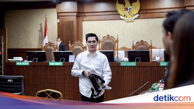 Mengemuka di Sidang Makelar Perkara, Transaksi Haram di Gedung MA