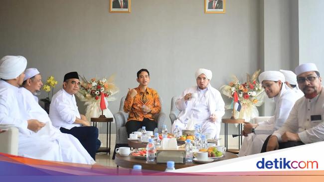 Bareng Gibran, Muzani Silaturahmi dengan Habib Jindan dan Habib Ali Kwitang