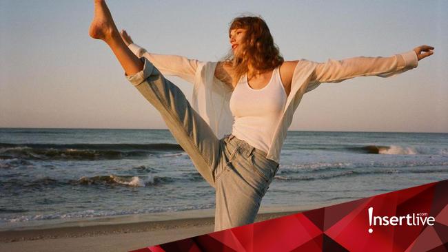 Lirik Lagu Suburban Legends (Taylors Version) - Taylor Swift