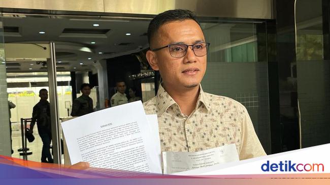 Sentilan 'Tak Serius' Ditepis Pelapor Mahfud-Cak Imin di Bawaslu