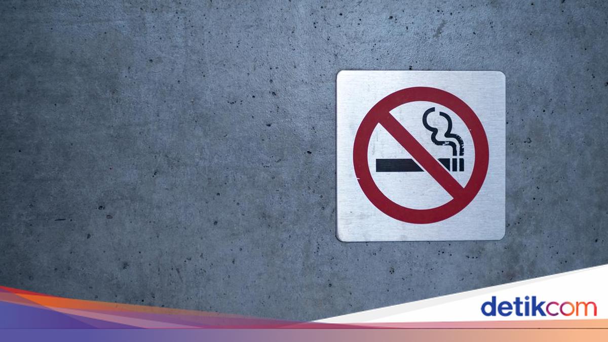 Viral Sejumlah Anggota DPRD Jateng Merokok Saat Rapat