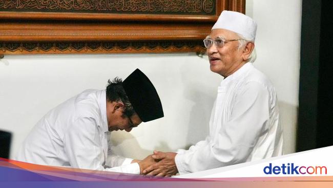 Maju Pilpres 2024 Bareng Ganjar, Mahfud Minta Doa ke Gus Mus