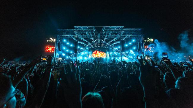 Sedih Usai Nonton Konser Coldplay? Kenali 4 Gejala Post-Concert Depression