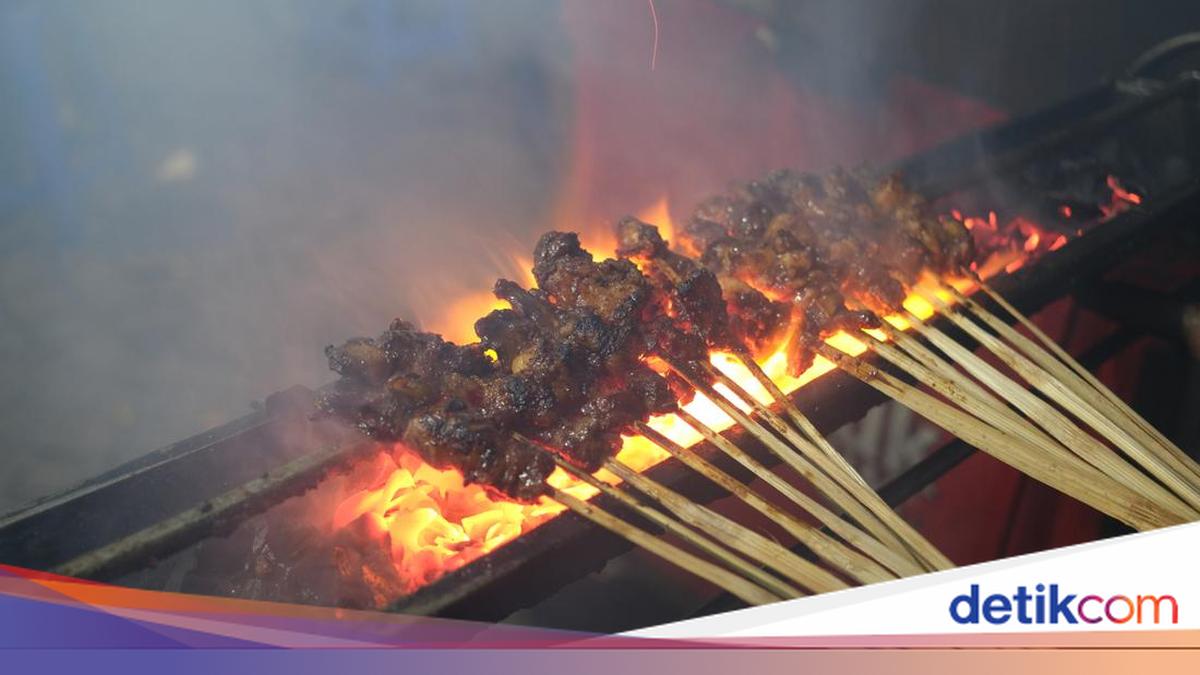 Keras Kepala Bakul Sate Malioboro Berujung Guyuran Air Jogomaton