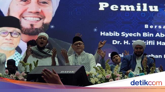 Persaingannya Ketat, tetapi Kita Saudara