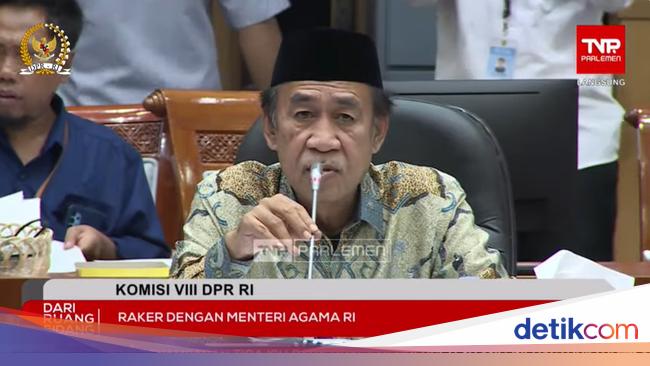 Kunjungan Paus Fransiskus Perkuat Posisi RI di Dunia