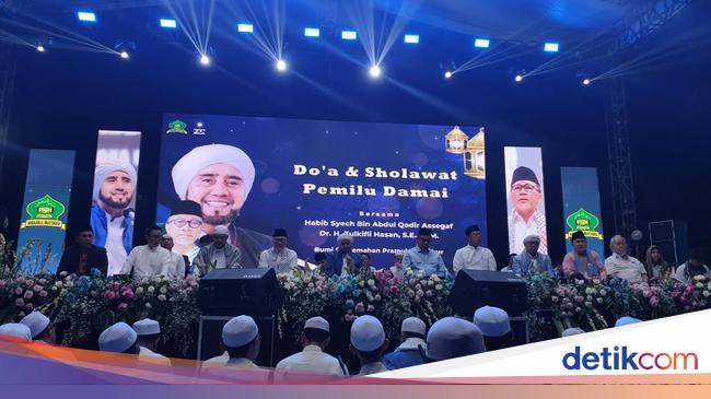 TKN Gelar Selawat-Doa Bersama Syekh Assegaf di Cibubur Jelang Kampanye