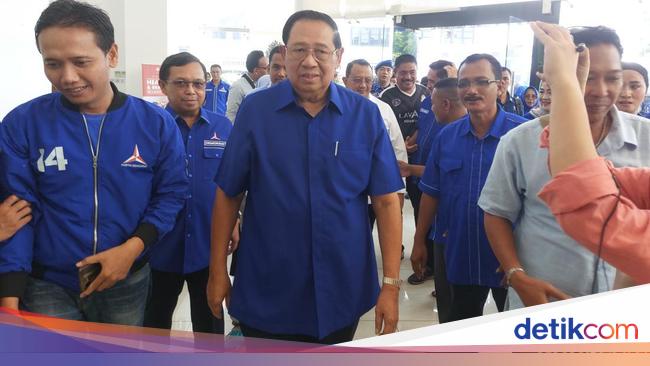 SBY Turun Gunung Kampanye di Cirebon, Bicara soal Peran AHY Bak Arjuna