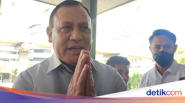 Sudah Diberhentikan Sementara, Firli Bahuri Masih Dikawal ke Dewas KPK