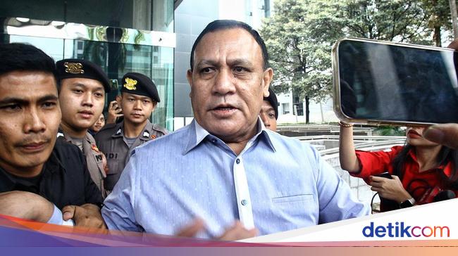 Kritikan Tertuju ke Firli Buntut Bawa Dokumen KPK ke Praperadilan