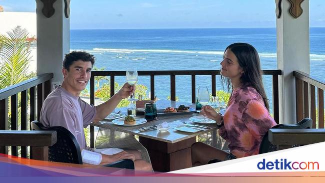Saat Marc Marquez dan Kekasihnya Liburan Romantis di Bali