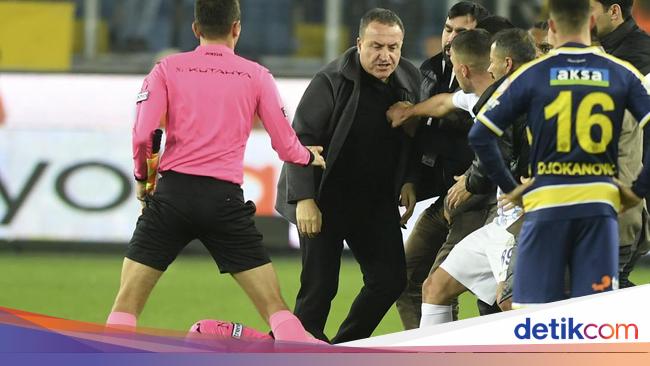 Presiden Klub Turki yang Hajar Wasit Kena Sanksi Seumur Hidup