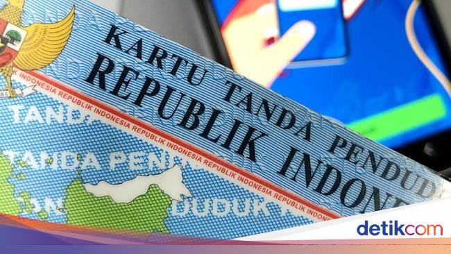 Covid Hidayat, Dinas Komunikasi Informatika Statistik