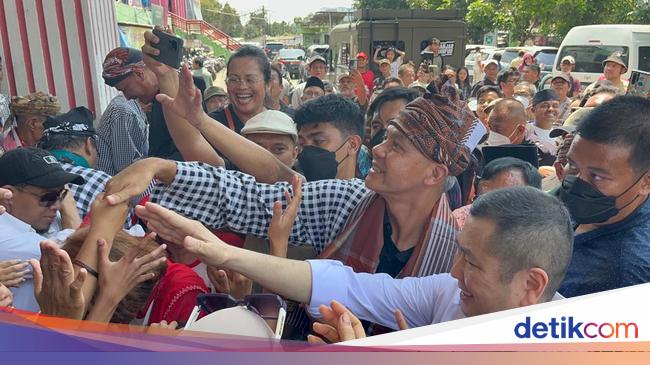 Ganjar Ingin Pedagang Pasar Tradisional Diberi Pelatihan Jualan Online