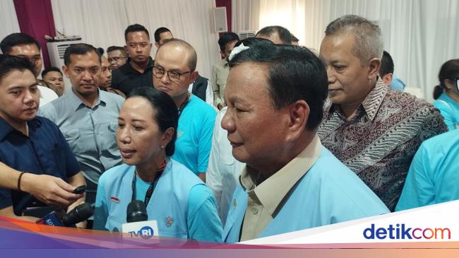 Terharu Jadi Dewan Kehormatan MDS, Prabowo: Saya dari Keluarga Koperasi
