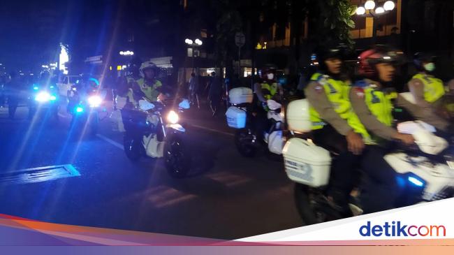 Perayaan Tahun Baru di Bundaran HI Selesai, Jl Sudirman-Thamrin Kembali Dibuka