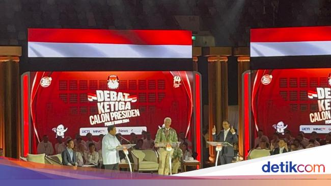 KPU Ungkap Alasan Posisi Berdiri Capres Berubah saat Debat Ketiga