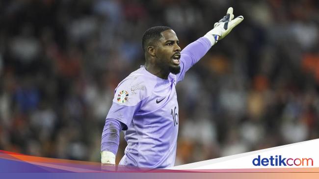 Maignan Dinilai Tak Lebih Baik dari Donnarumma