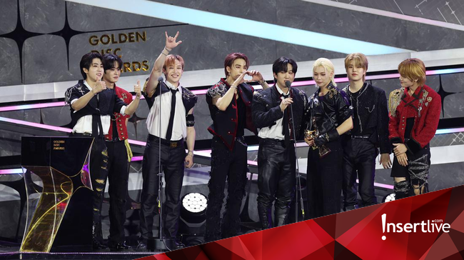 lirik lagu stray kids super bowl english