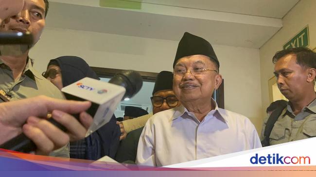 JK Sarankan TV Bagi 2 Layar Saat Misa Paus Fransiskus dan Azan Magrib